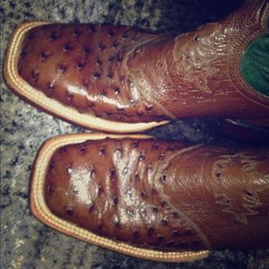 NWT Lucchese Ostrich boots